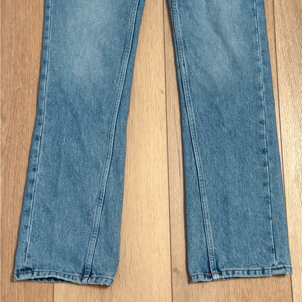 We The Free Women's Straight Leg Jeans in Light Blue Wash - Picture 7 of 7